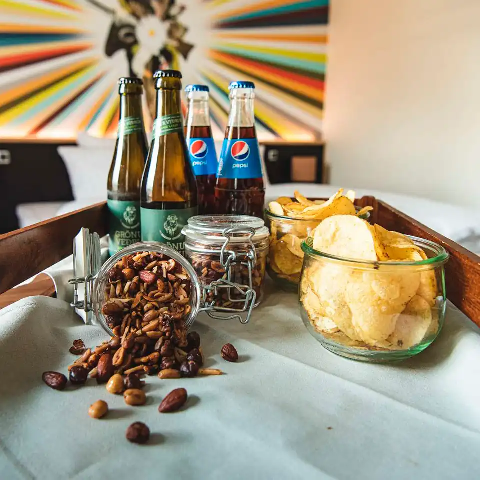 Organic beer, sodas & snacks